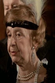 Photo of Mimi Enăceanu as Boieroaica Davidescu