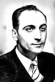 Photo of José Squinquel as Dr. Rom