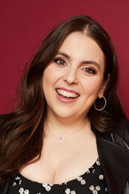 Photo of Beanie Feldstein as Julie Steffans