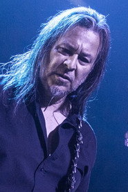 Photo of Eddie Jackson as Bass