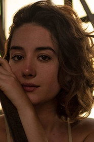 Photo of Thaiane Maciel as Luiza