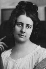 Photo of Rita Sacchetto as Odette Blant, danserinde