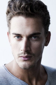 Photo of Recep Güneysu as Akın