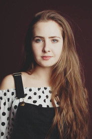 Photo of Helena Finatzer as Marie