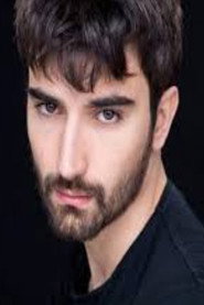Photo of Xoel Yáñez as César