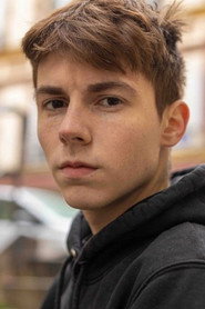 Photo of Antoine Cohaut as Xavier