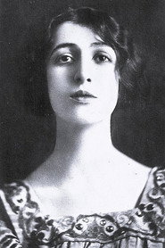 Photo of Elena Sangro as Assunta Neri