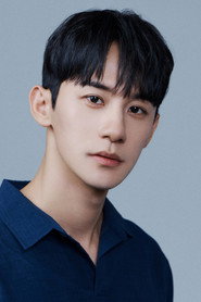 Photo of Seol Jong-hwan as Kang Woojin