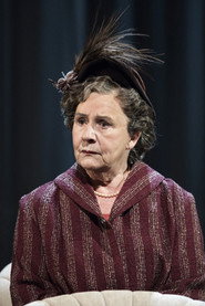 Photo of Anne Wil Blankers as Jeanne Tresfon