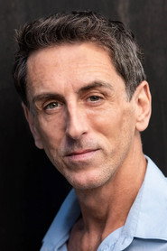 Photo of Duff MacDonald as Scott