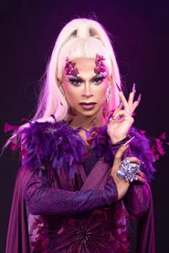 Photo of Veon Wentzel as Manila Von Teez