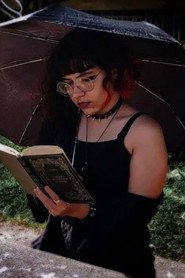 Photo of Luna Lee as Bruna