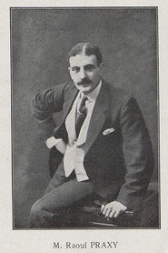 Photo of Raoul Praxy as Henri III