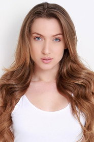 Photo of Valentina de Abreu as La Chama