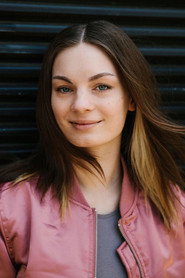 Photo of Lila Redlich as Anna