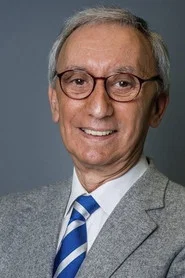 Photo of Júlio Isidro as Narrator