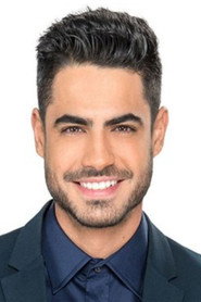 Photo of Roberto Hernández as Mooligan