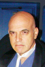 Photo of Robbie Rox as Skull