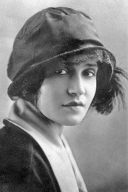 Photo of Tina Modotti as Self (archive footage)