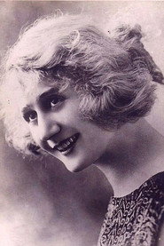 Photo of Andrée Brabant as Pauline
