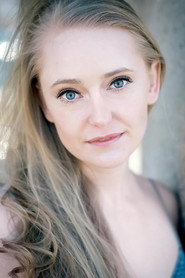 Photo of Kristen McCabe as Eelania