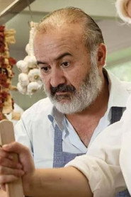Photo of Vefa Öcal as Remzi