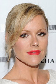Photo of Kathleen Robertson as Theo