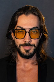 Photo of Arthur Costa as Amazonian