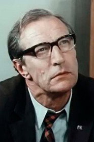 Photo of Mikhail Zharkovsky as Zoo Director