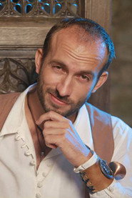 Photo of Benjamin Dayras as Mido
