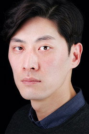 Photo of Baek Jong-hwan as Kang Ho-chan