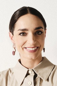 Photo of Dafni Kiourktsoglou as η όμορφη γειτόνισσα