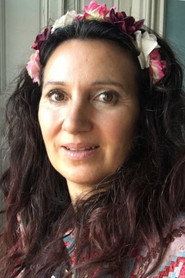 Photo of Yasmin Elvira Steenholdt as Sig selv