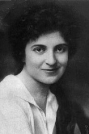 Photo of Helen Holmes as Helen