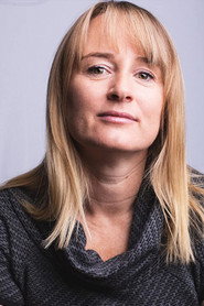 Photo of Amanda Hunt as Officer Ridgeway