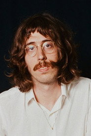 Photo of Tim Bernardes as Self