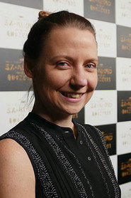Photo of Valery Richardson as Oyana