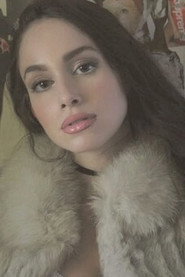 Photo of Carla Tempesta as Tara (as Carla Belnap)