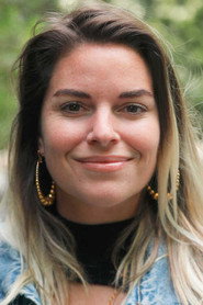 Photo of Sophie Tapie as Julie Barnier