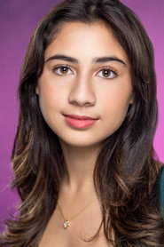 Photo of Elena Schwartz as Vicky