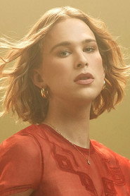 Photo of Tommy Dorfman as Ari