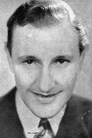 Photo of Adrien Lamy as Édouard