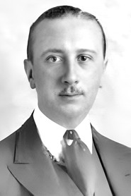 Photo of John Deverell as Lord Halliford