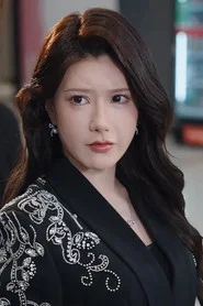 Photo of Yin Zhu as Chu Yan
