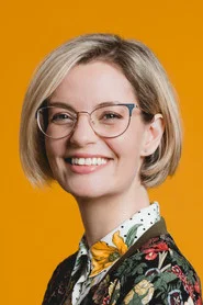 Photo of Siobhan Thompson as Self