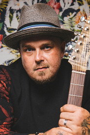 Photo of Chris Robertson as Himself