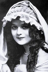 Photo of Betty Gray as Beatrice