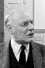 Photo of Tzavalas Karousos as Phaedra's father, (as T. Karoussos)
