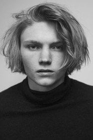 Photo of Ulrik Munther as John