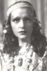 Photo of Carmen Navasqués as Estellita (as Carmen Navascuès)
